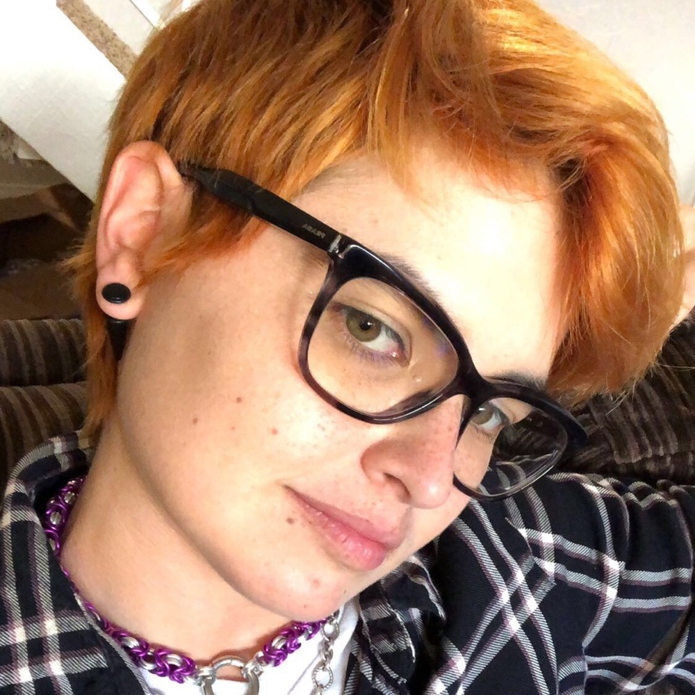 Meet your Posher, Casey